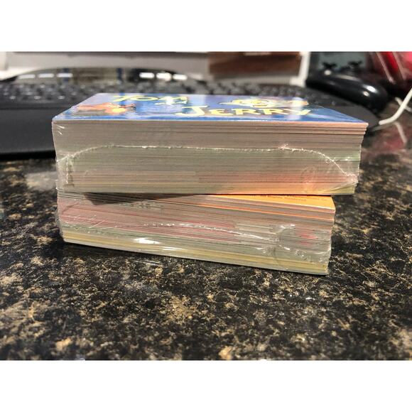2 complete sets of Tom and Jerry trading cards SEALED 60 cards each - Picture 3 of 3